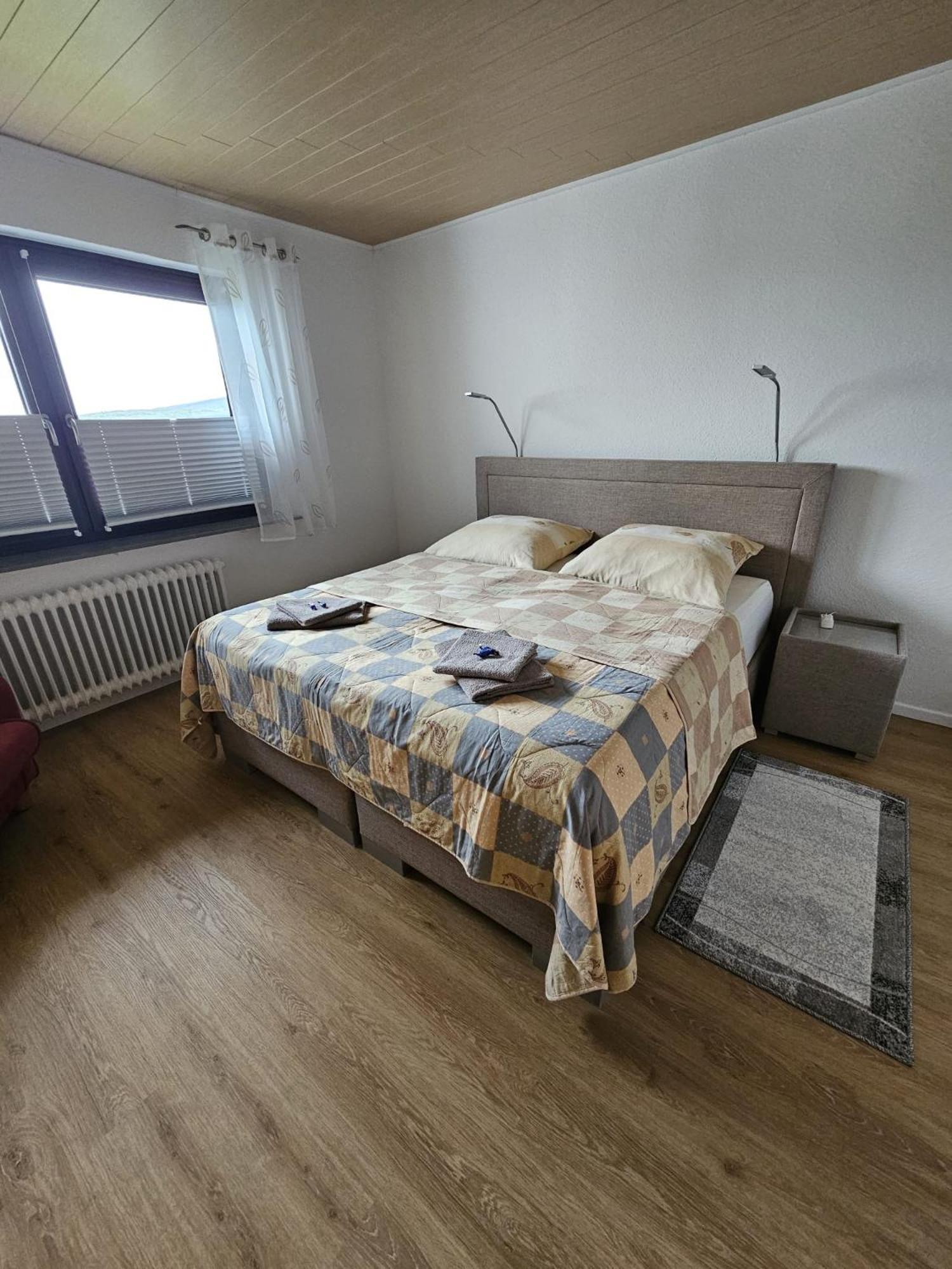 Ferienwohnung Talblick Ahnatal Luaran gambar
