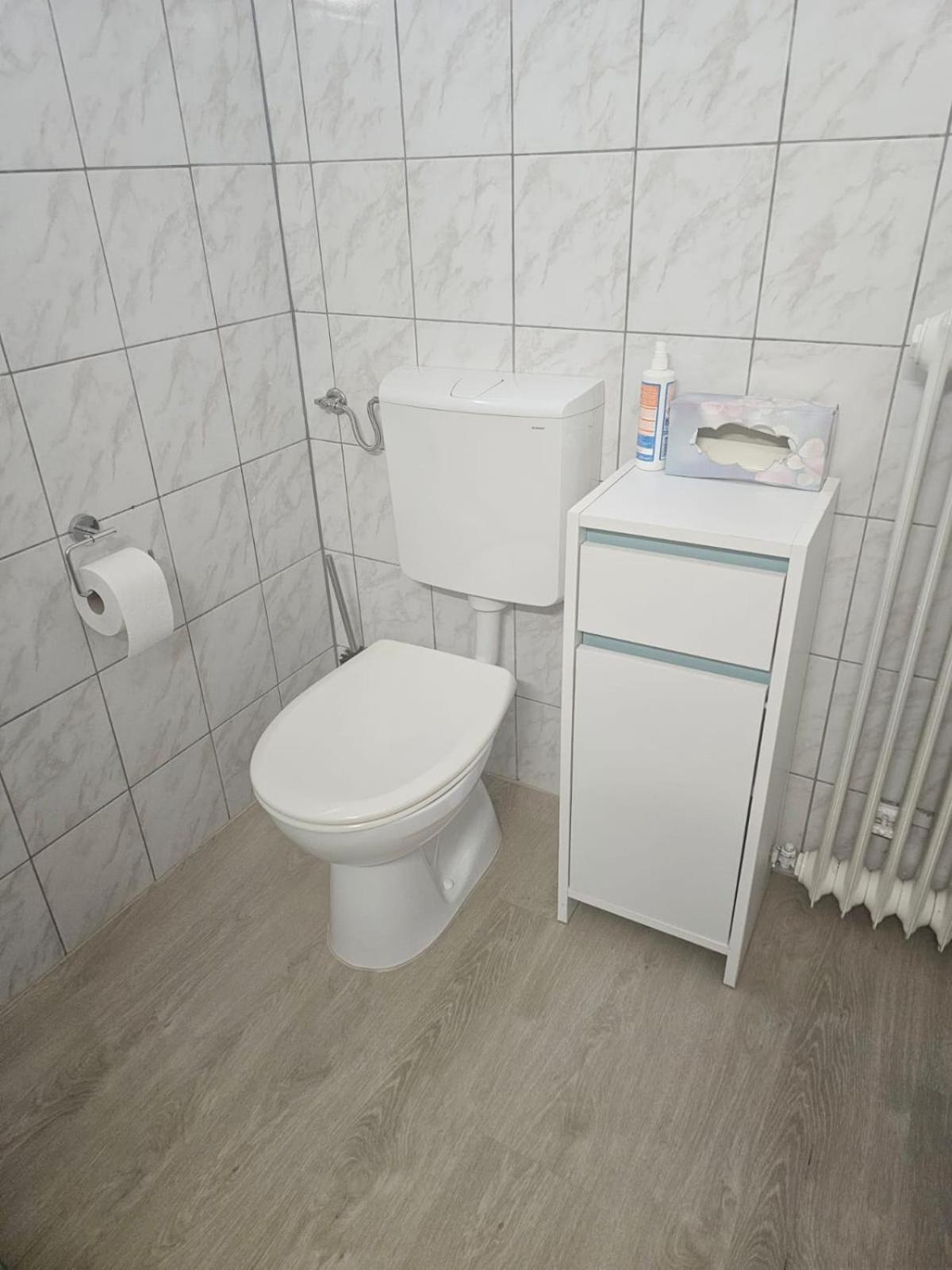 Ferienwohnung Talblick Ahnatal Luaran gambar
